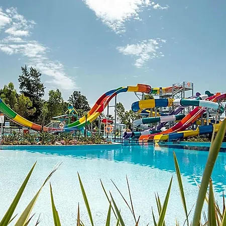 Liberty Kusadasi Hotell 5*